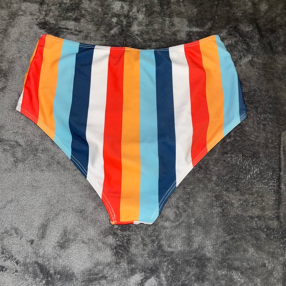 High waisted swim bottoms